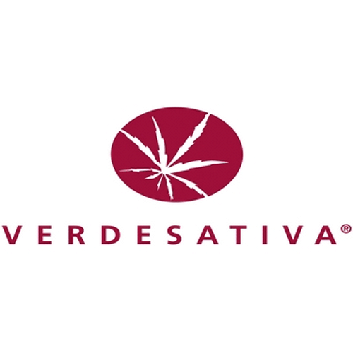 Utilizzare cosmetici naturali e privi di sostanze nocive è una scelta eccellente per chi desidera prendersi cura della propria pelle in modo sano e sostenibile